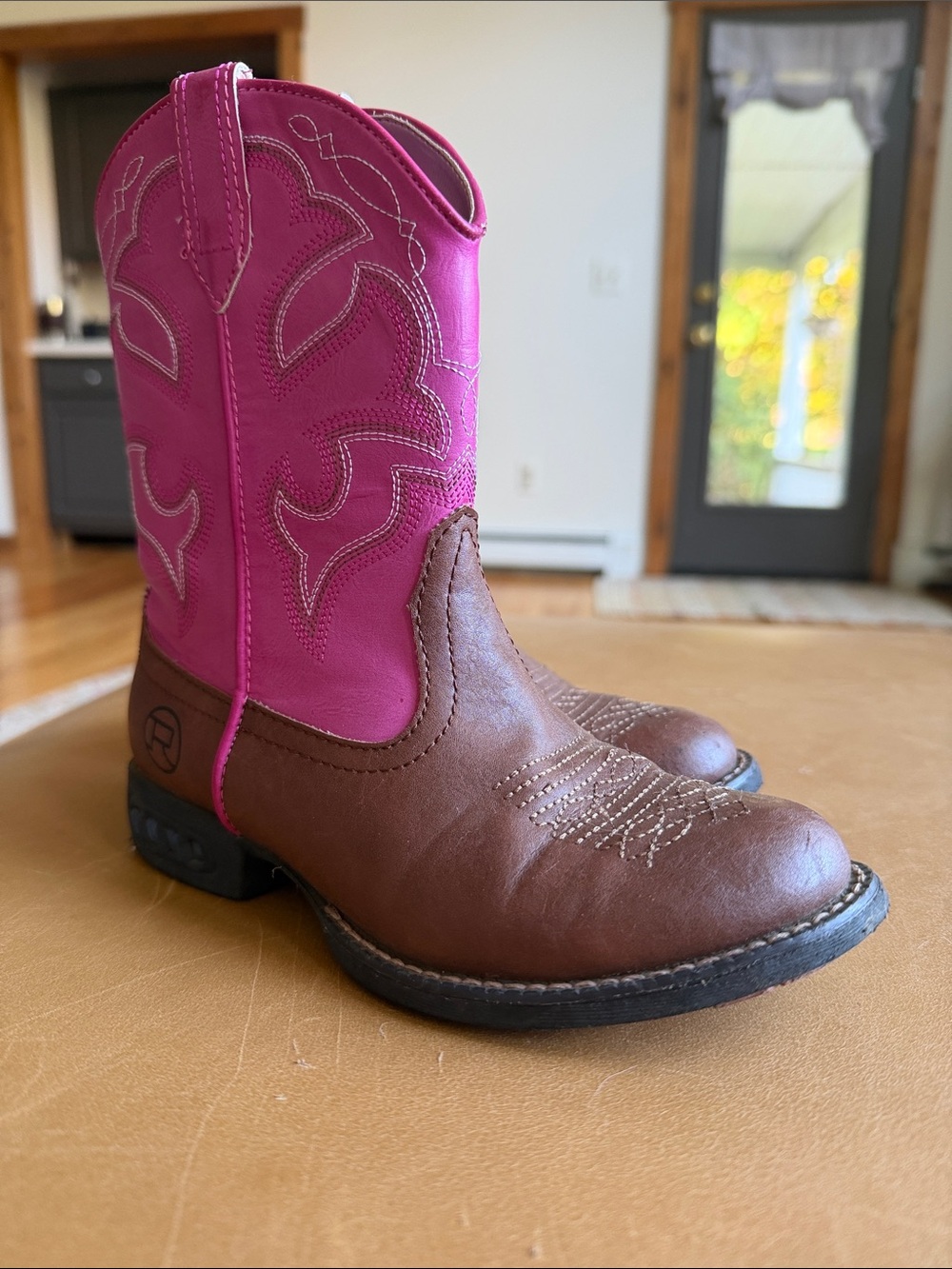 Roper Kids Brown Foot Pink Shaft Western Cowboy Boots